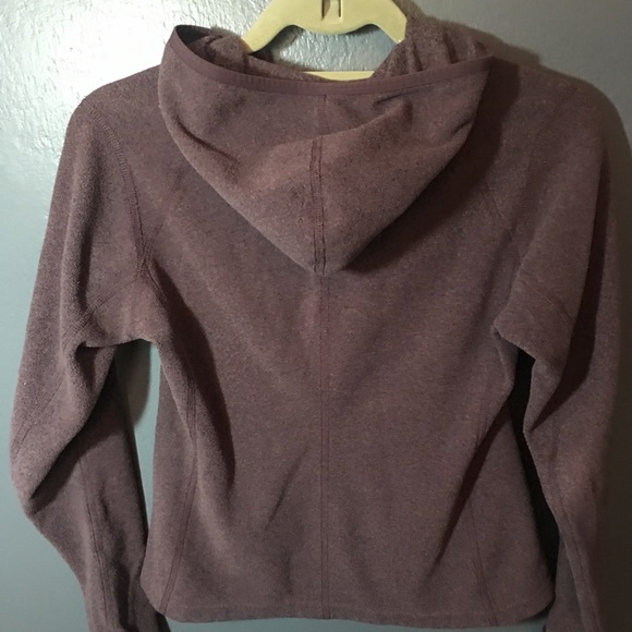 North face hoodie - Picture 3 of 3